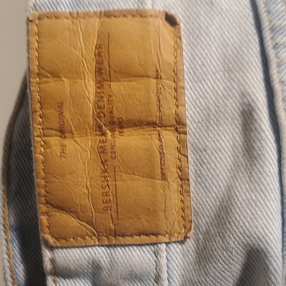 Ripped Jeans - Picture 6 of 6